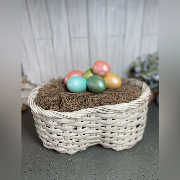 12” Basket! White, Infinity Shape No Handle Prefilled with Moss EPC - Picture 5 of 12